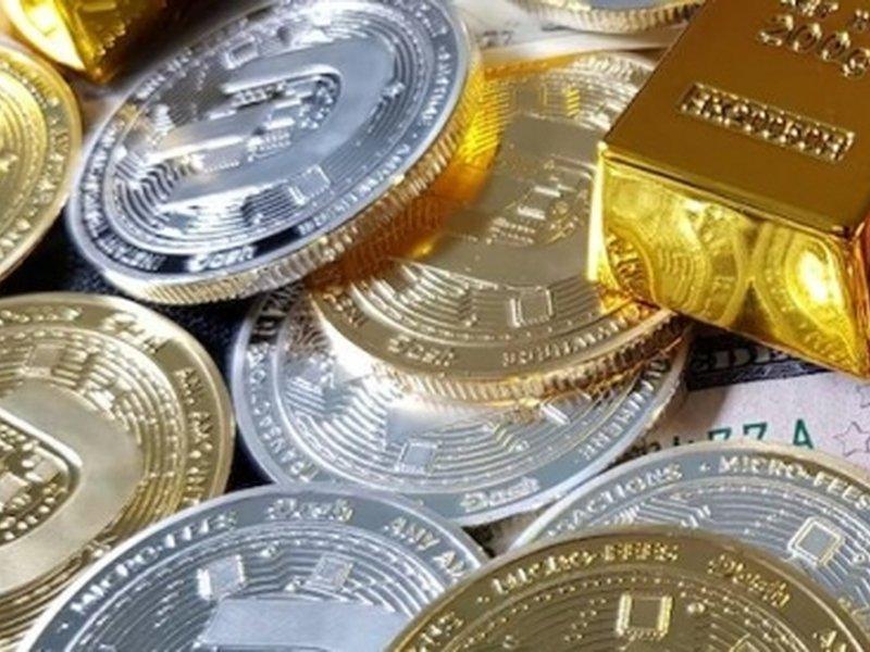 Gold, silver hit record highs as global tensions push investors to safe havens