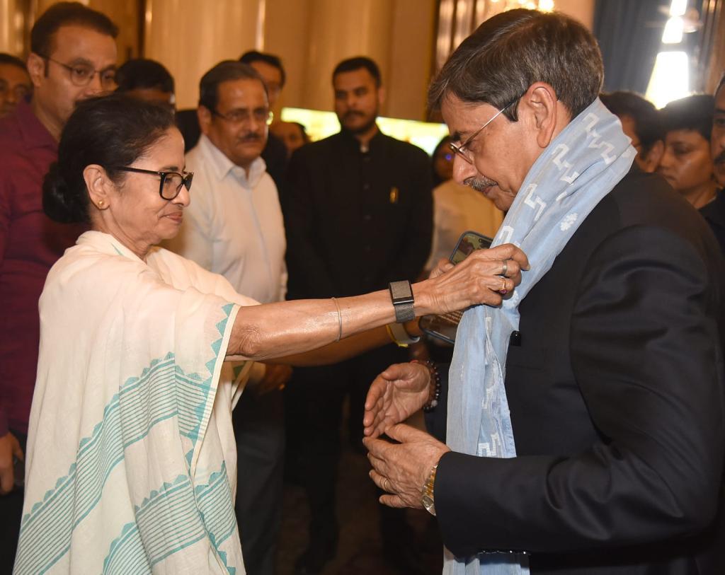 'Bengal loves those who love Bengal': Mamata Banerjee’s message to new Governor