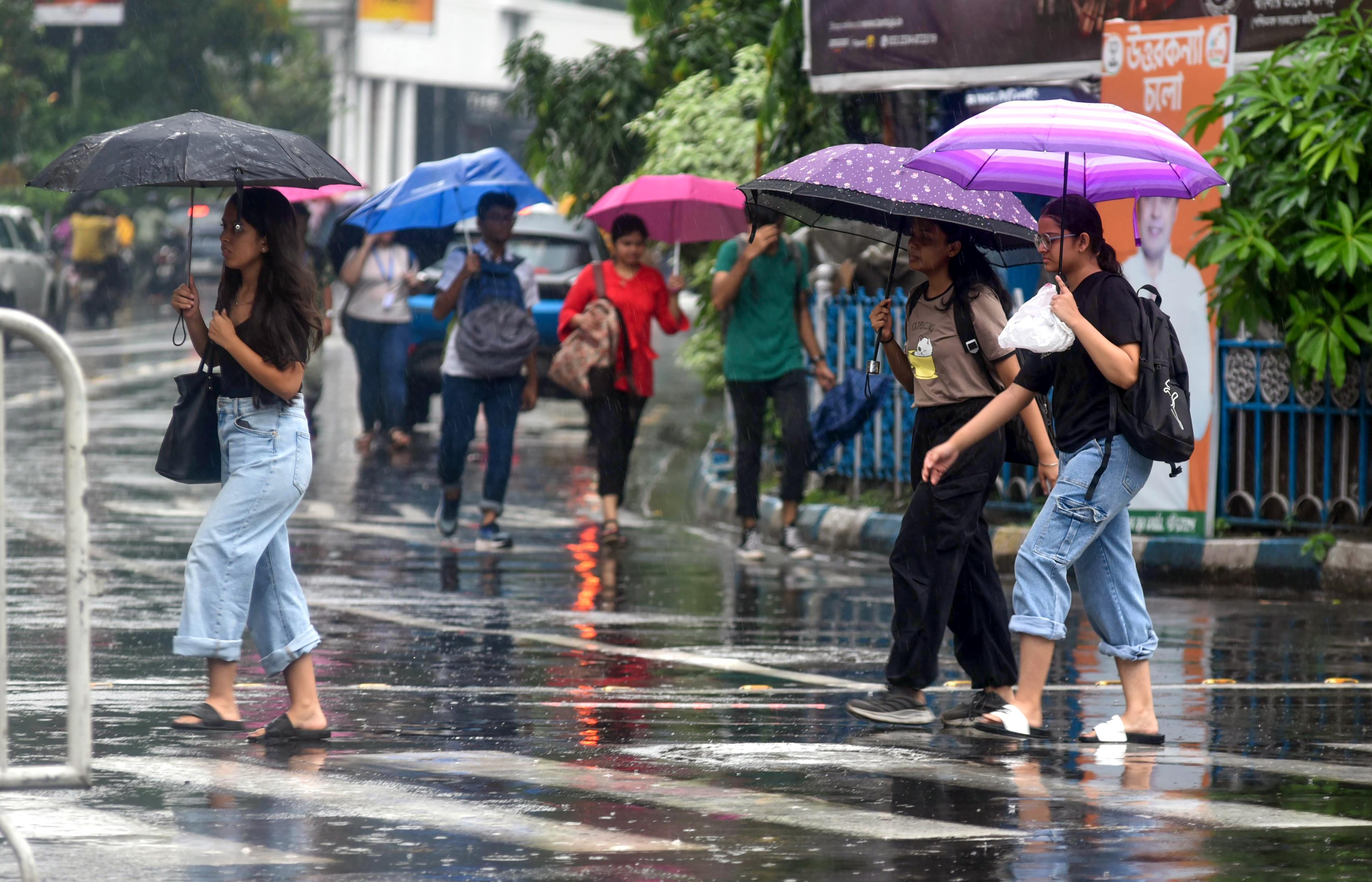 Met office forecasts more rains in West Bengal for next seven days