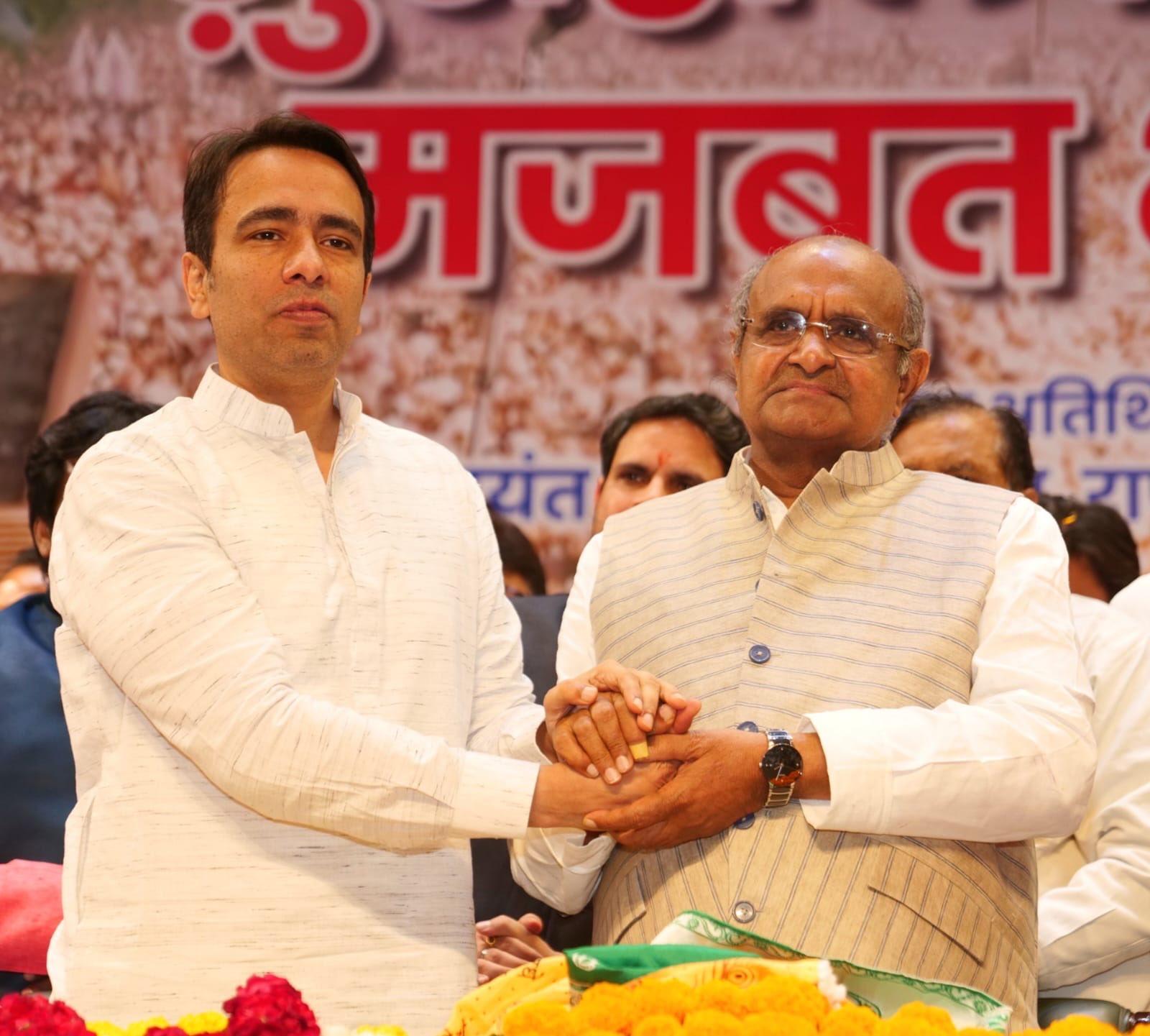 Former JD-U leader KC Tyagi, ex-UP Minister Ashok Yadav join Rashtriya Lok Dal