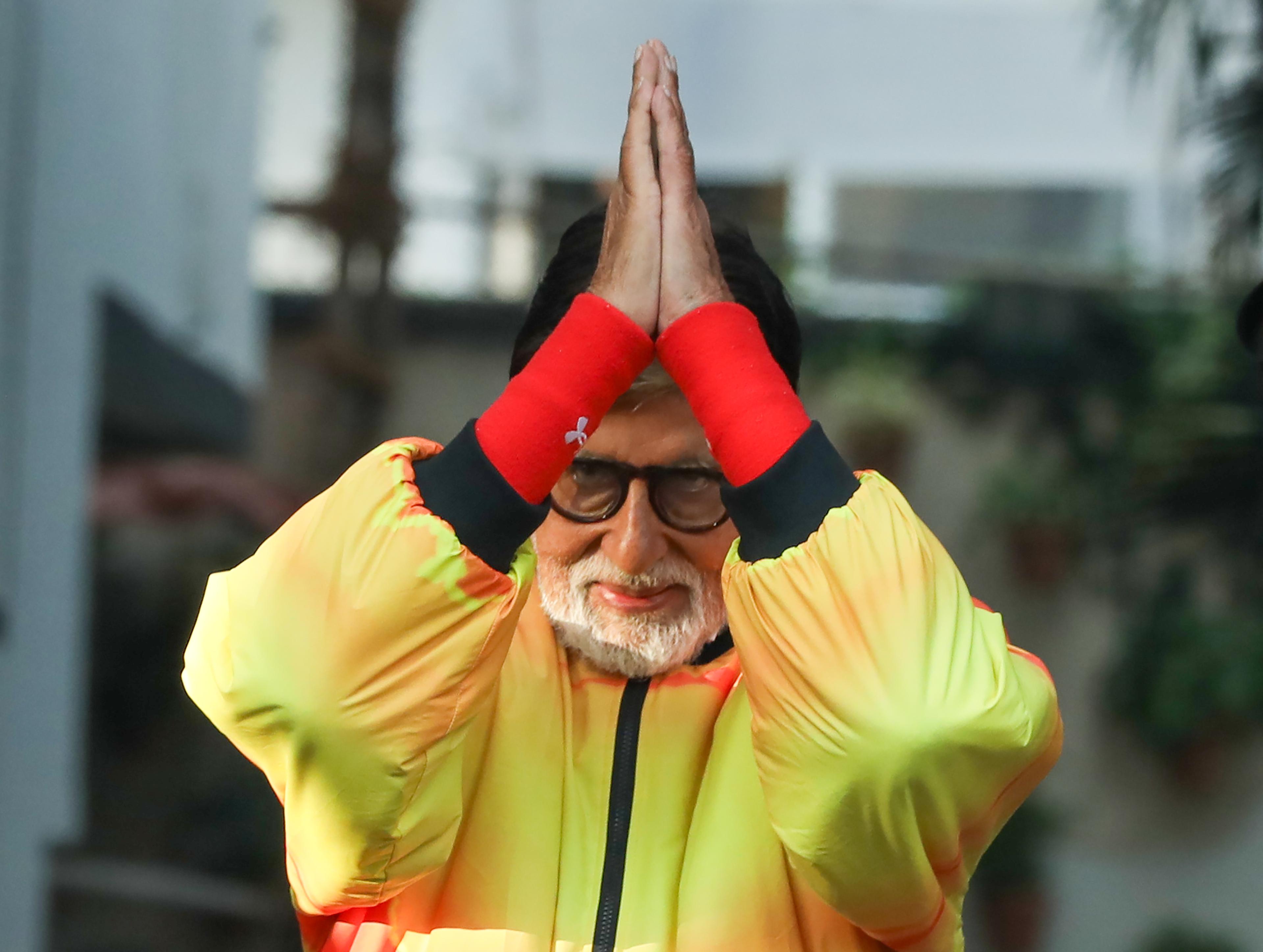 Big B shares his wishes for Lohri with a screenshot