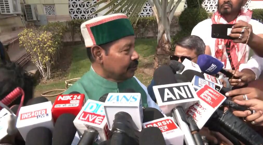 RJD targets Nitish govt over liquor smuggling and lathi charge on Chowkidars