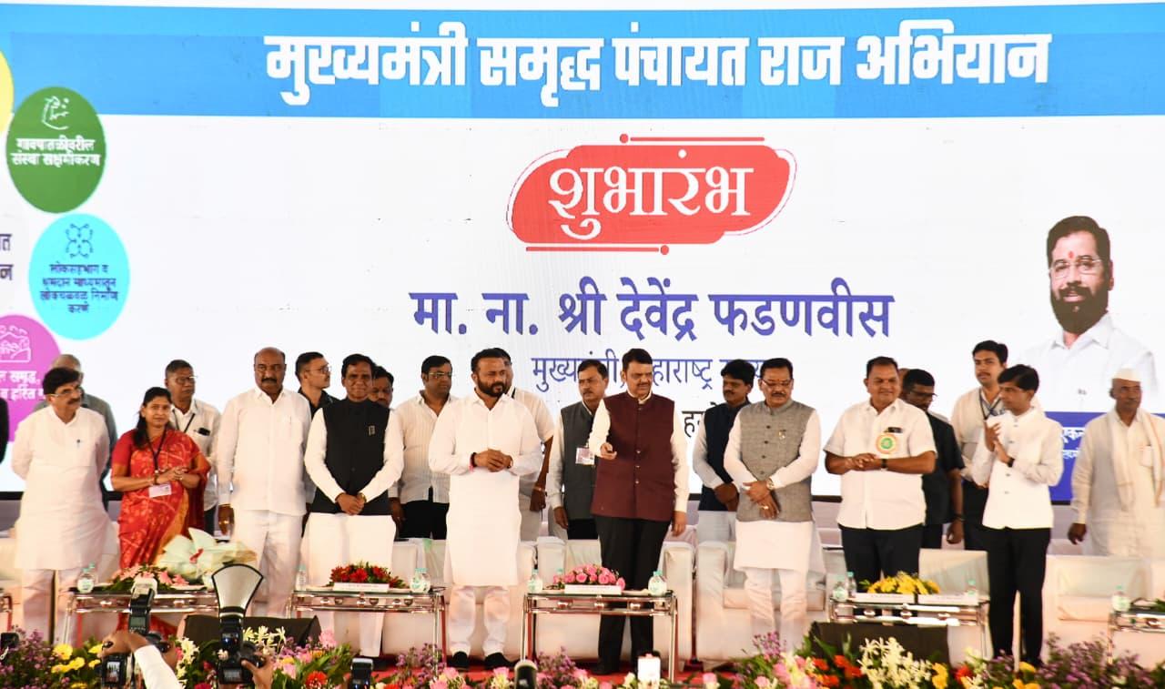 Will make 1 crore ‘beloved sisters’ Lakhpati Didi in Maharashtra: CM Fadnavis