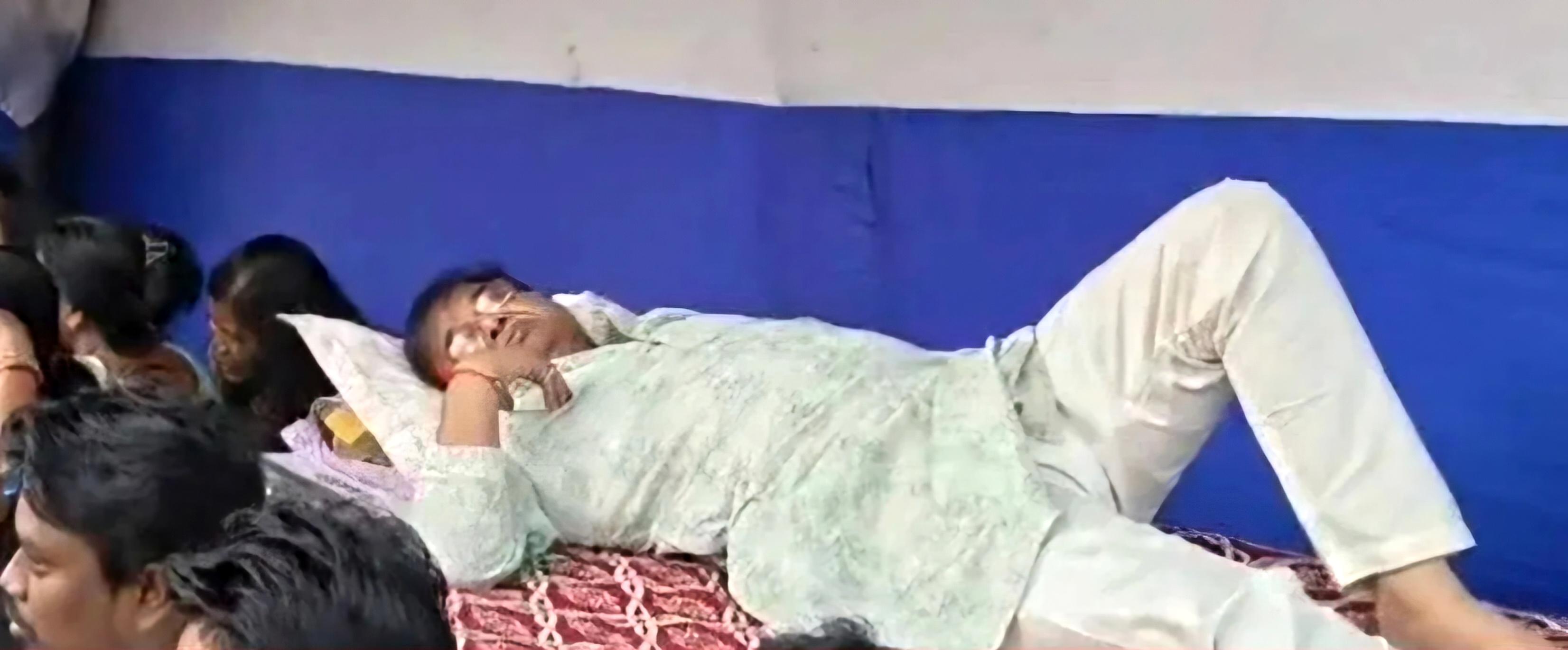 Bengal SIR: Trinamool protest intensifies as Minister begins hunger strike over voter deletions