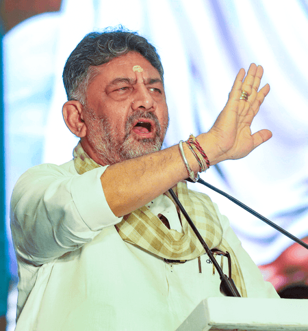 'I & CM Siddaramaiah know what we spoke': DK Shivakumar on K'taka Congress 'crisis'