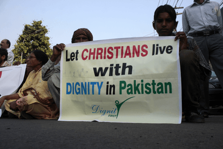 Pakistani rights group demands probe after blasphemy threat used to occupy Christian family's property