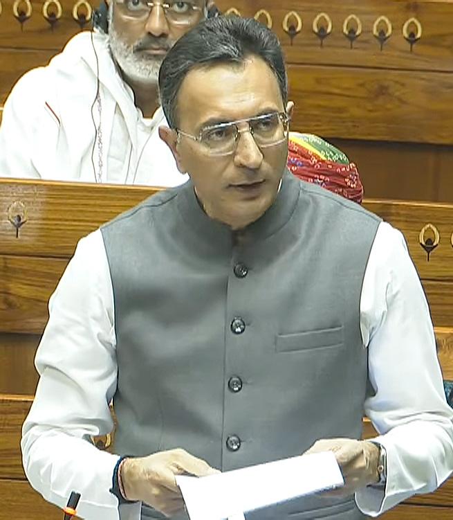 352 infrastructure projects worth Rs 16.10 lakh crore evaluated to date: Govt