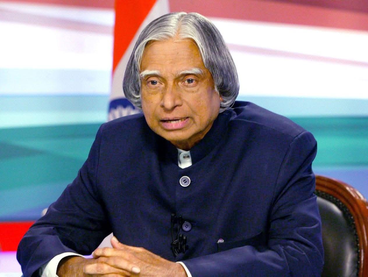 Governors, CMs of Telugu states pay tributes to Abdul Kalam
