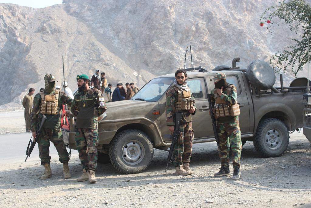 Afghan forces seize key Pakistani posts along border: Officials
