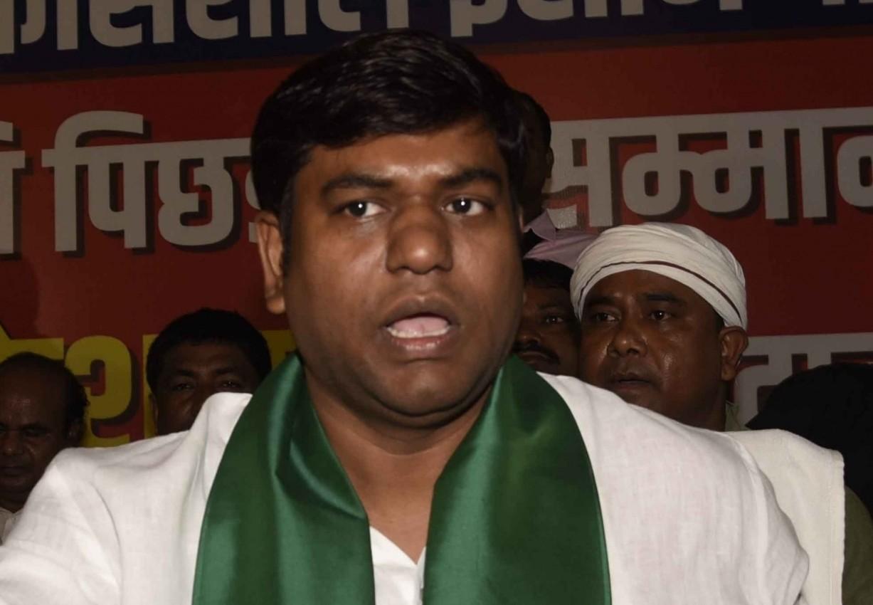 Conspiracy underway to remove Nitish Kumar: Mukesh Sahani