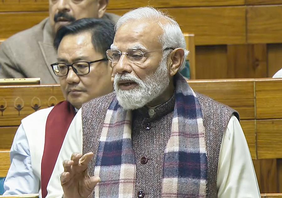 Cong knelt down before Muslim League, fractured Vande Mataram, says PM Modi in LS