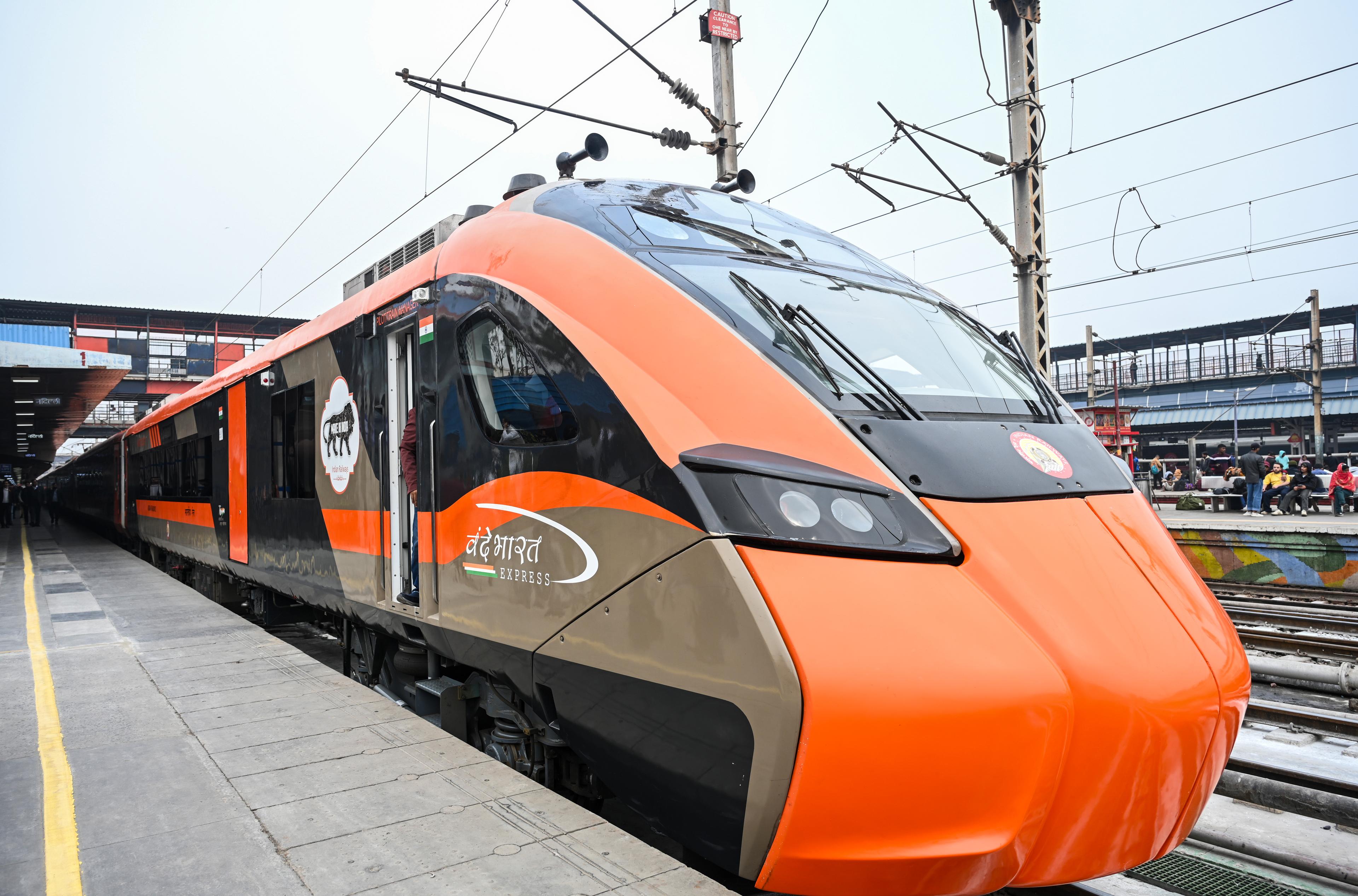 Govt clears Rs 765 crore projects to modernise rail traction, communication network