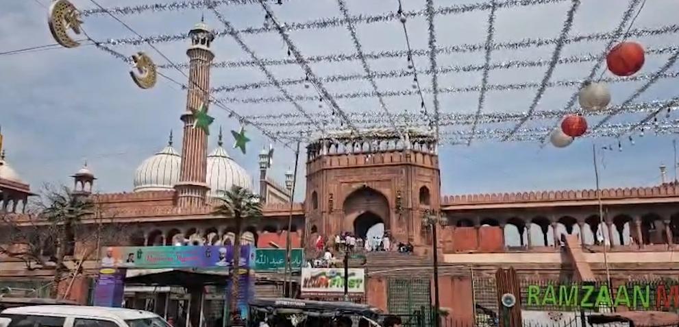 Security tightened for Jumat-ul-Vida prayers as devotees mark final Friday of Ramadan