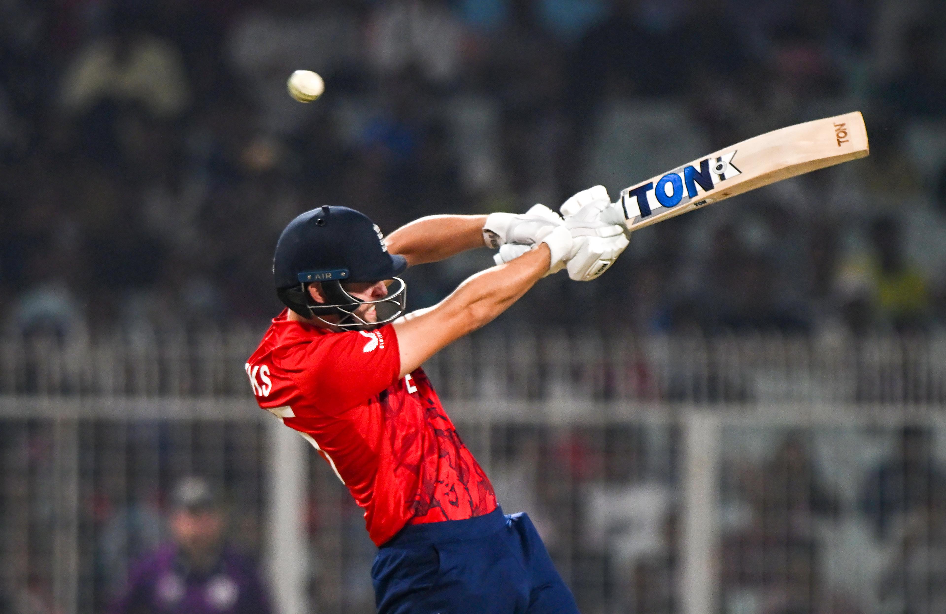 T20 WC: Tom Banton’s fifty guides England to five-wicket victory over Scotland