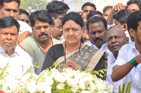 Sasikala to unveil new party name, confirms plan to contest TN polls
