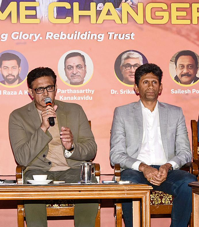 Venkatesh Prasad to contest as president for the upcoming KSCA elections