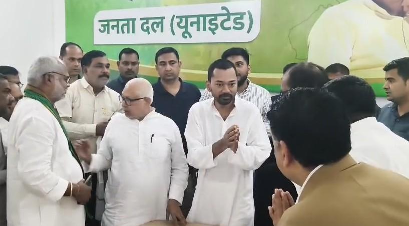 Nishant Kumar pays tribute to Ram Manohar Lohia, hails Nitish Kumar’s governance