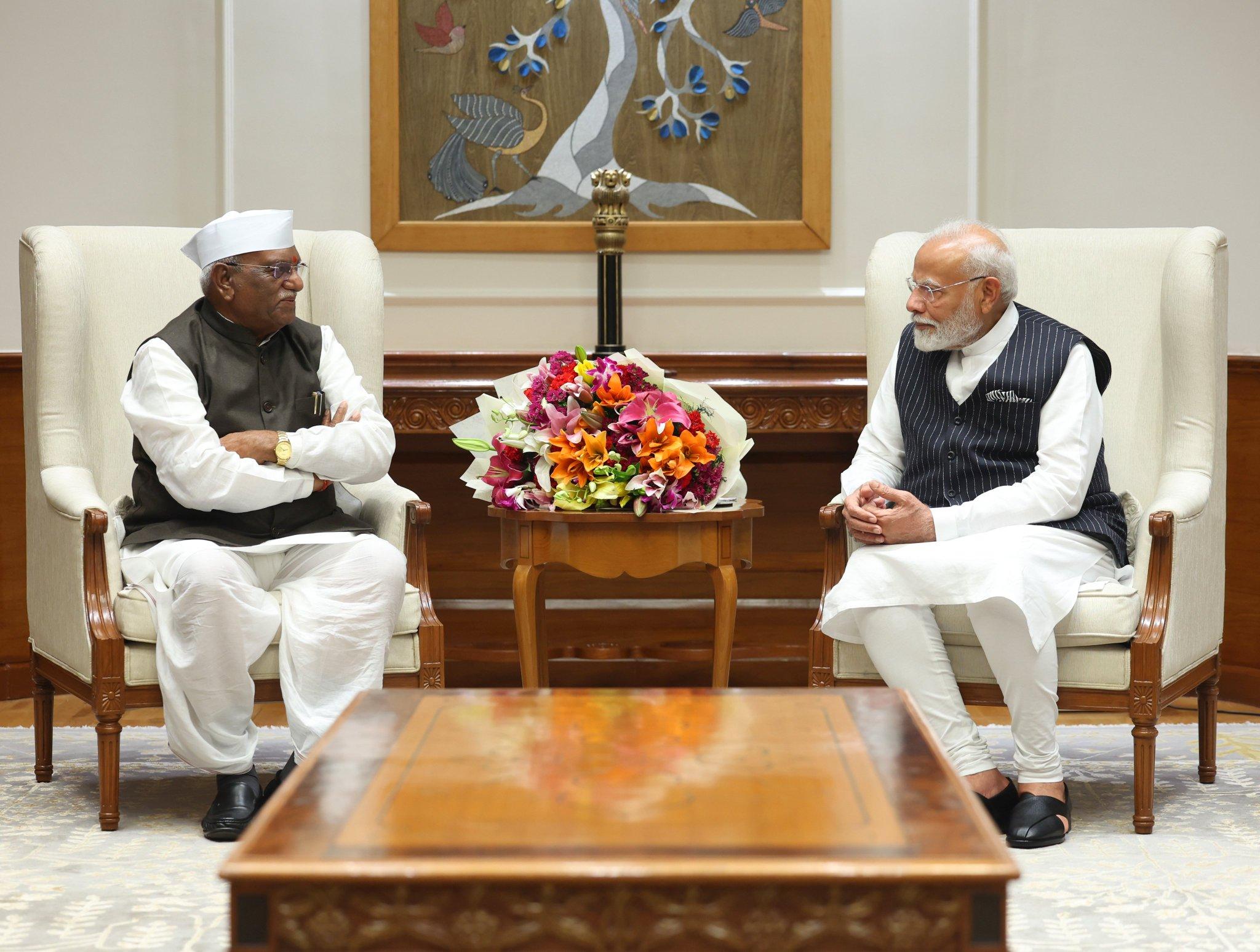 Rajasthan Governor extends birthday greetings to PM Modi