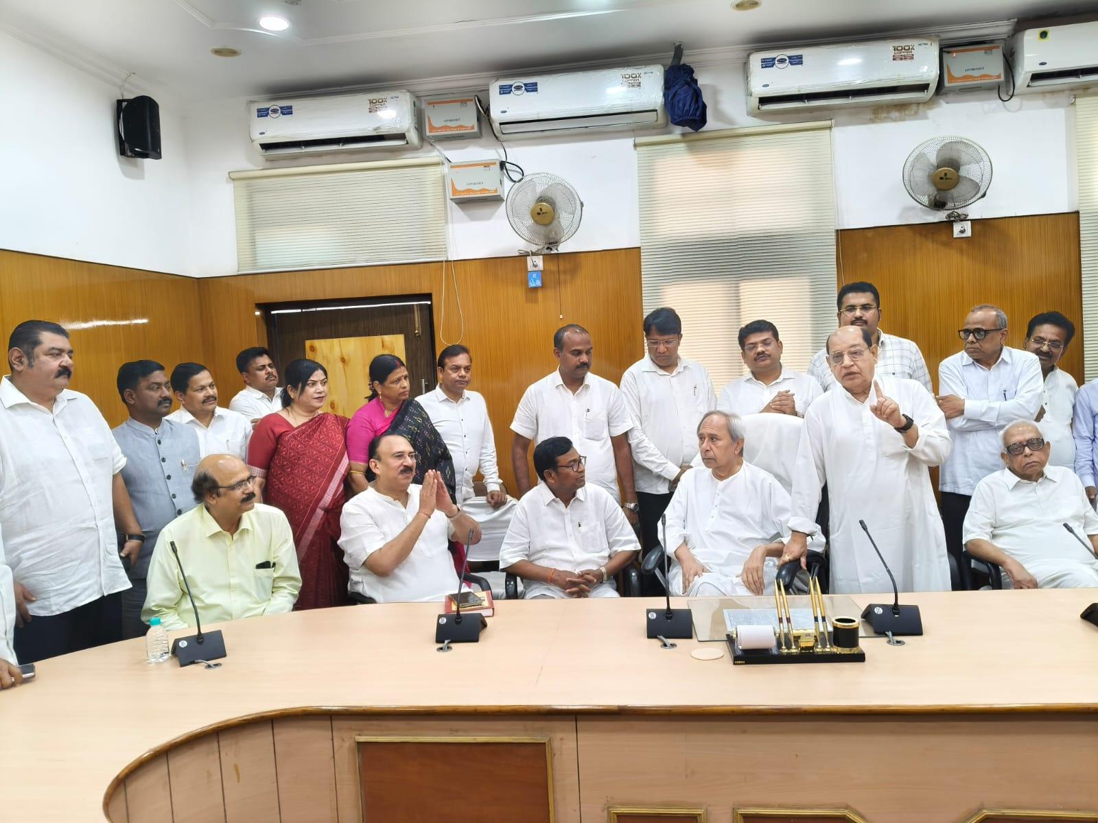 Oppn unity on display as Santrupt Misra, Datteswar Hota file RS nomination papers