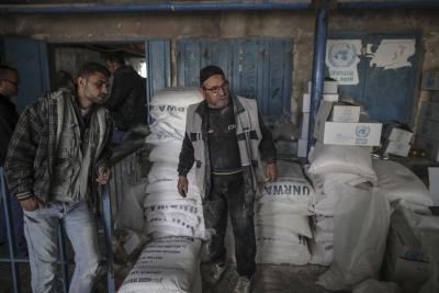 Some Gazans given cash for food, but find few supplies to buy: UN