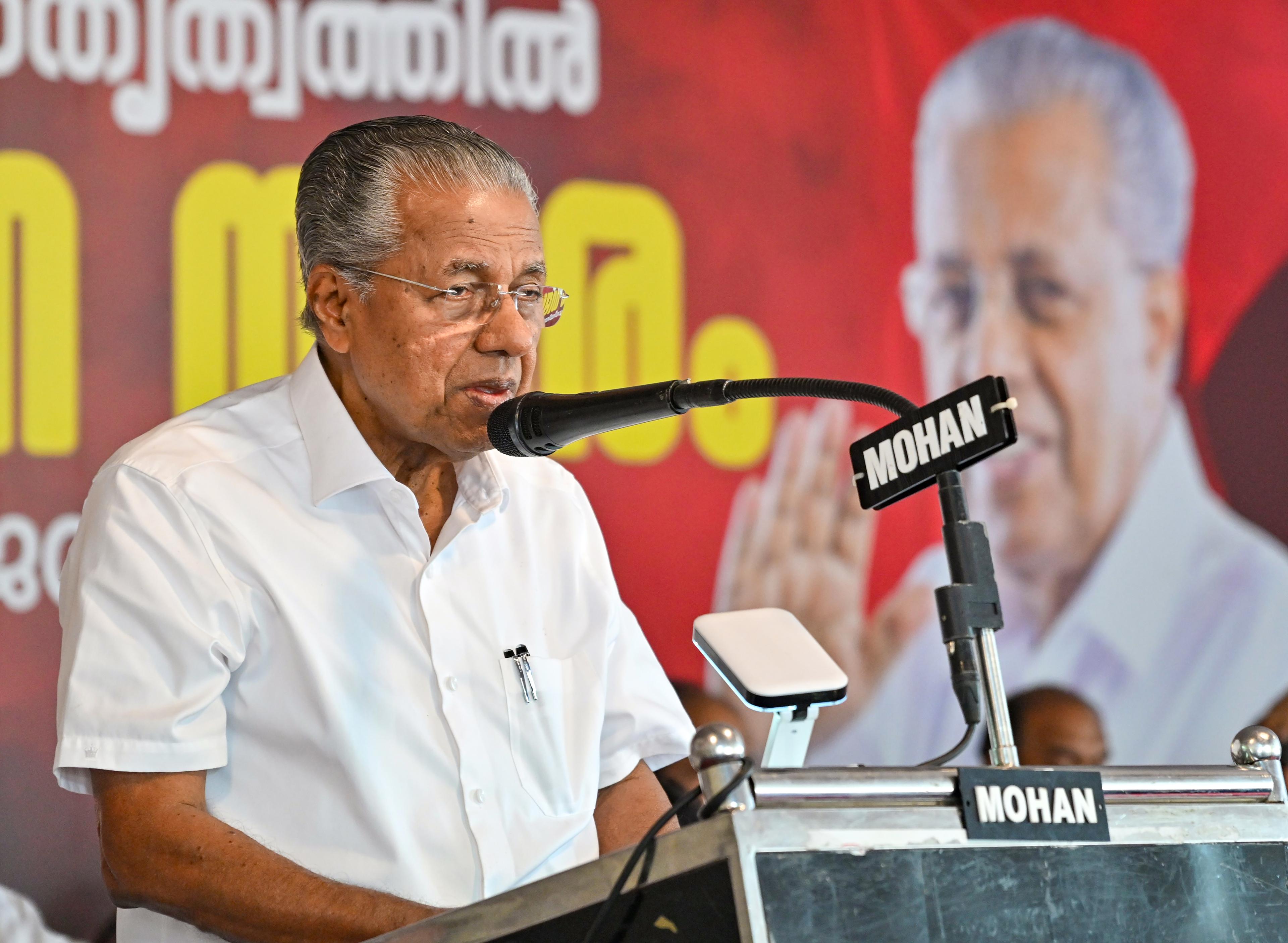 On last day of Kerala Assembly, CM Vijayan ‘snubs’ Guv for deviating from Cabinet-approved address