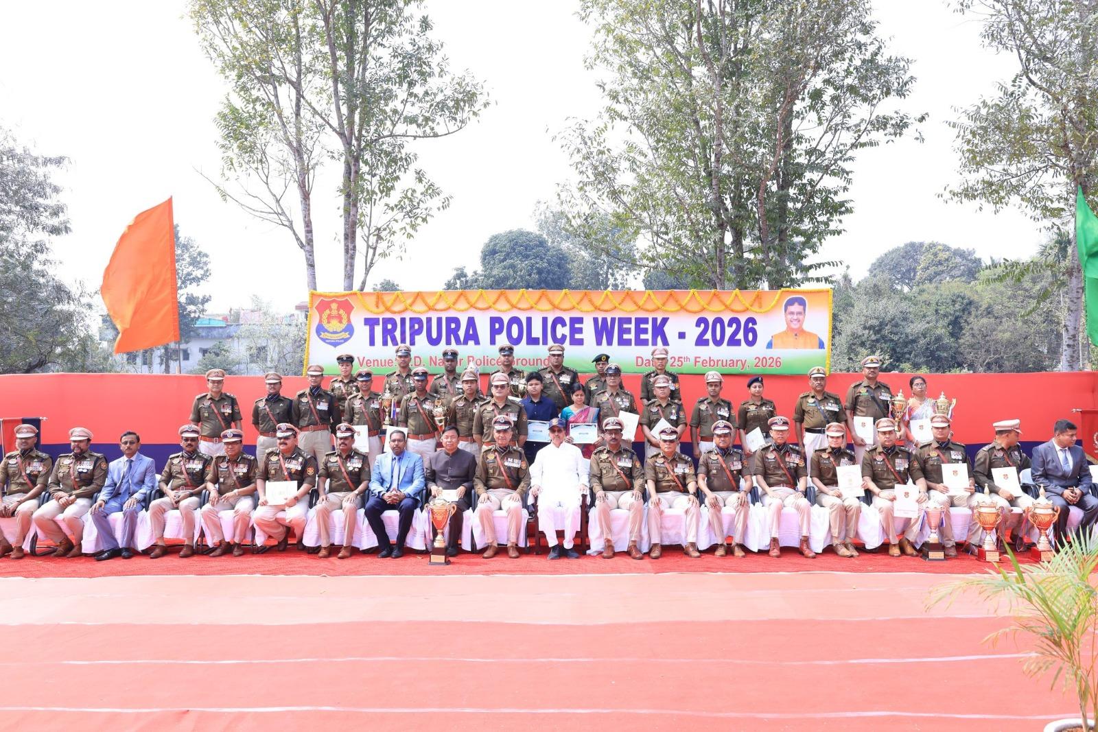 Tripura CM stresses stronger coordination among security forces to tighten vigil along Bangladesh border