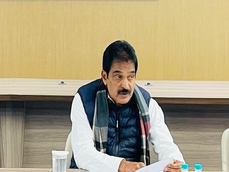 Kerala: KC Venugopal flags off 'Puthuyuga Yatra' led by LoP Satheesan