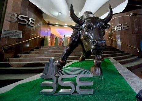 Nifty, Sensex open flat amid mixed global cues