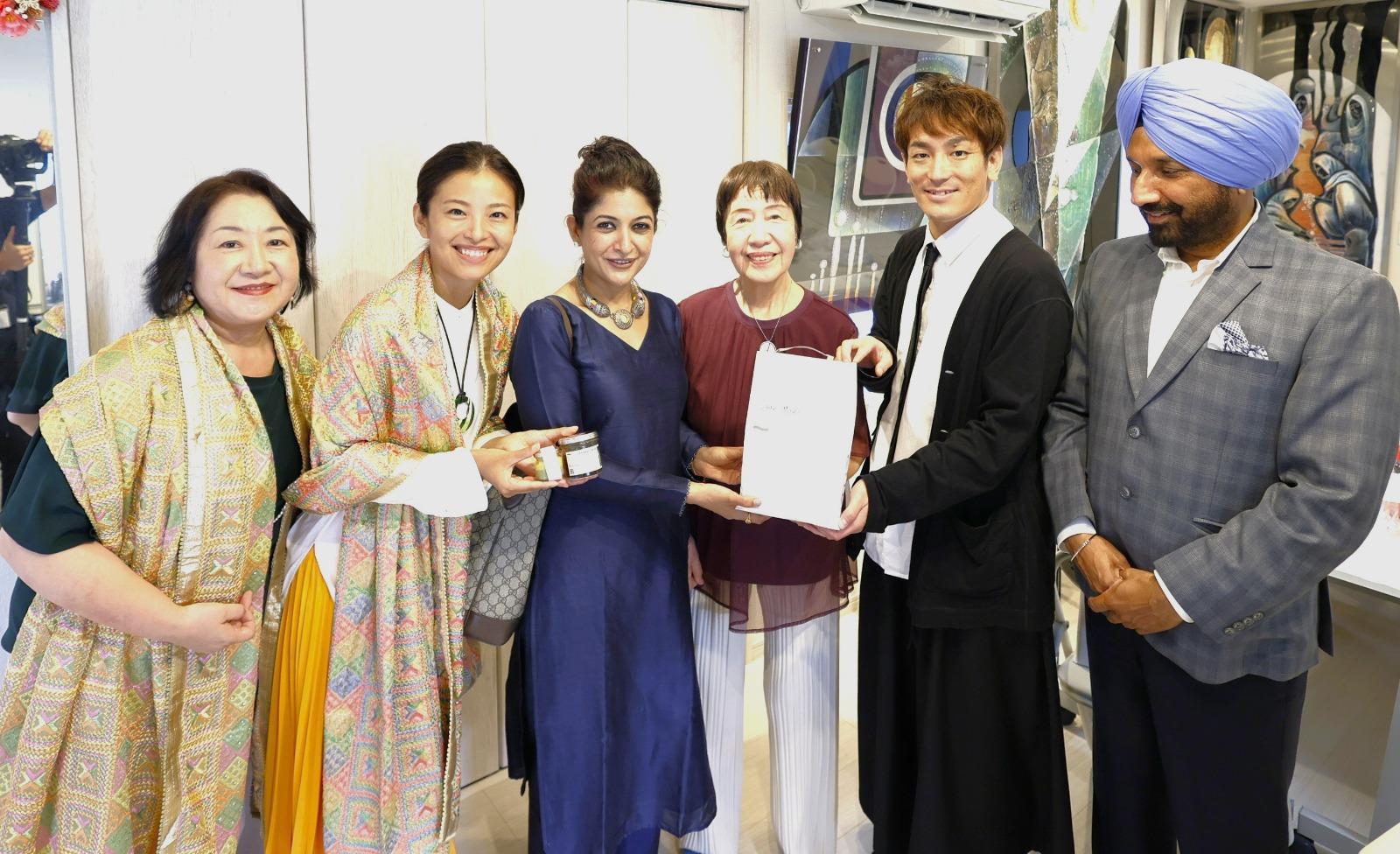 Japan: Hiroshima survivors hail PM Modi as champion of global peace