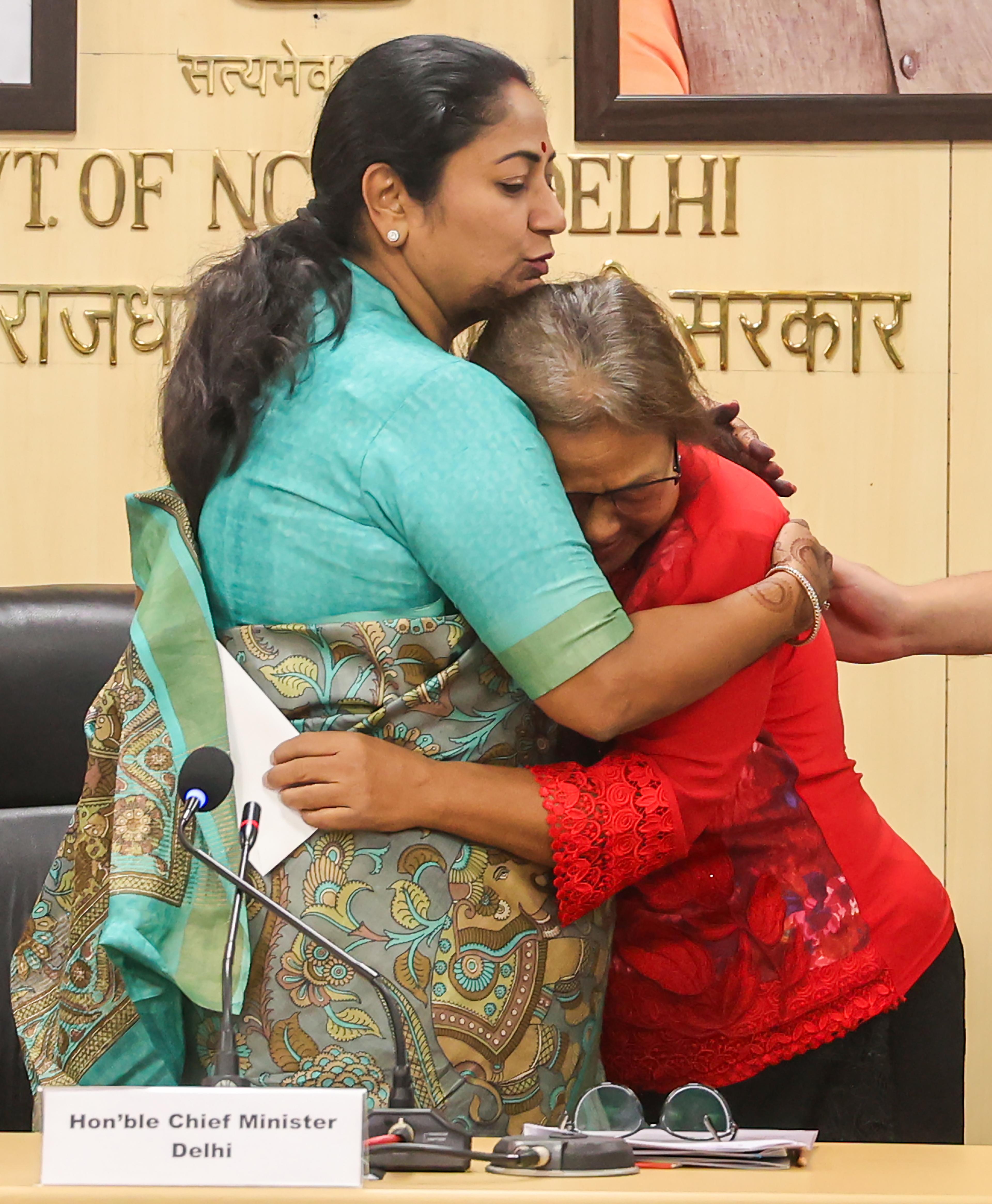 Covid deaths: Delhi CM Rekha Gupta hands over Rs 1 crore each as ex-gratia to kin of 11 govt employees