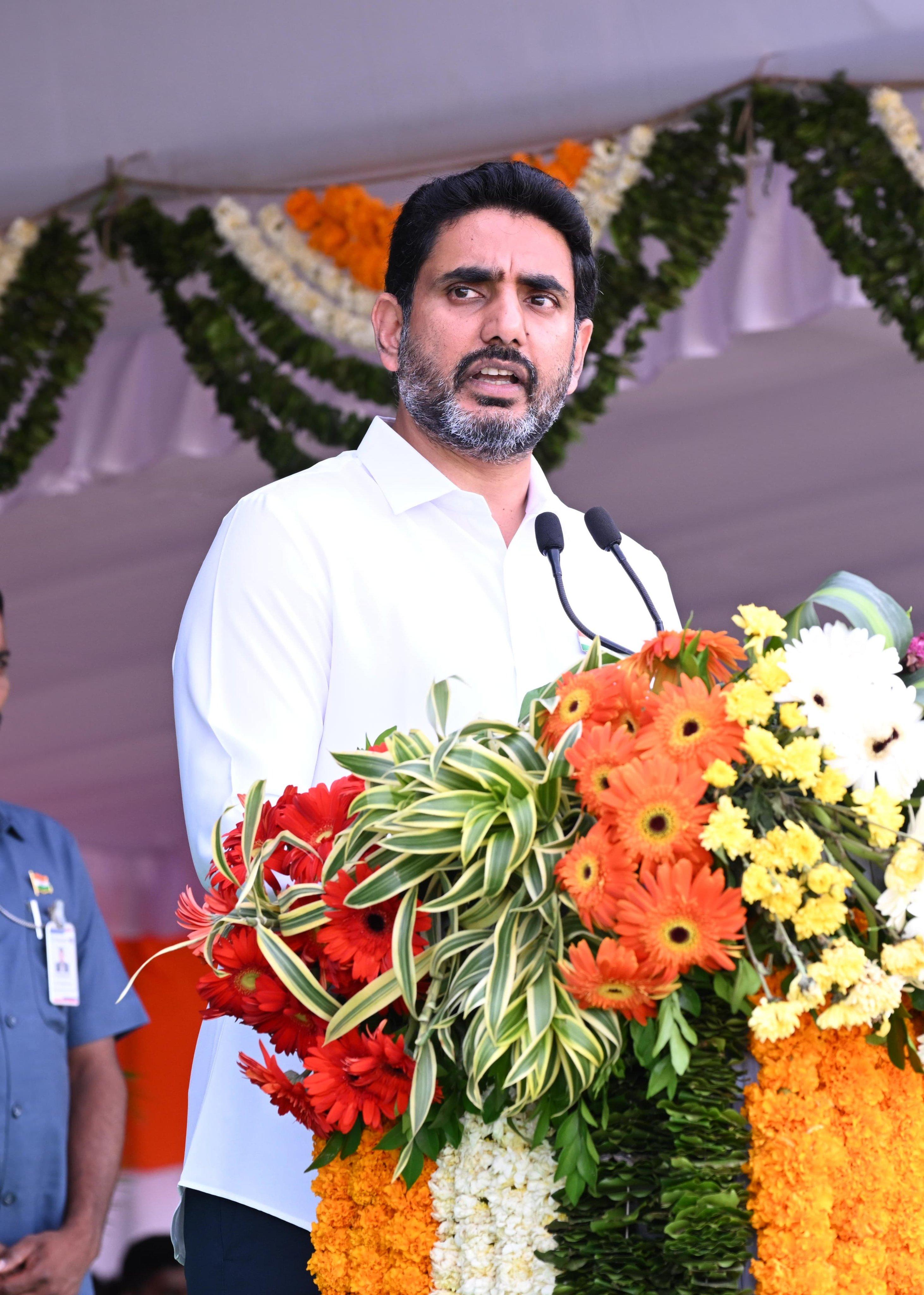 Lokesh to meet Union Ministers to push for clearance for Andhra projects