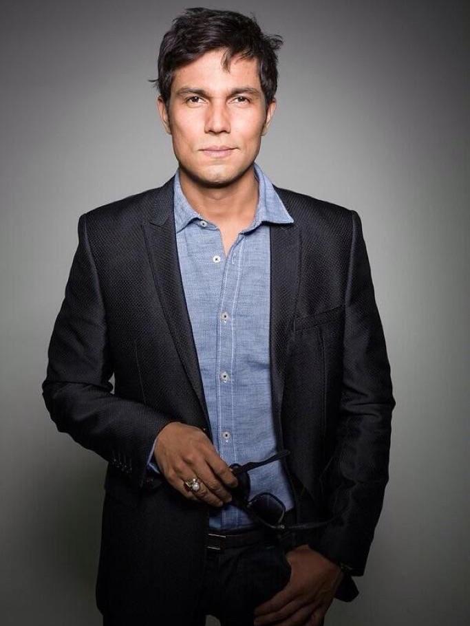 Randeep Hooda flaunts his clean-shaven look in throwback pics, asks 'shall do it again?'