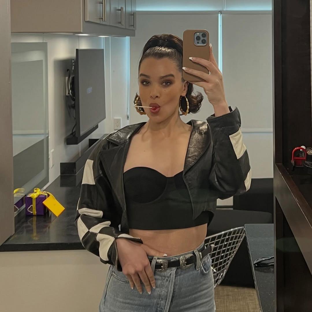 Hailee Steinfeld set to welcome first baby