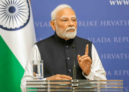 PM Modi speaks with Iranian President, reiterates call for de-escalation