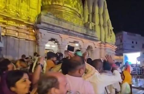 First day of Sawan: Devotees throng temples in Kashi, Haridwar