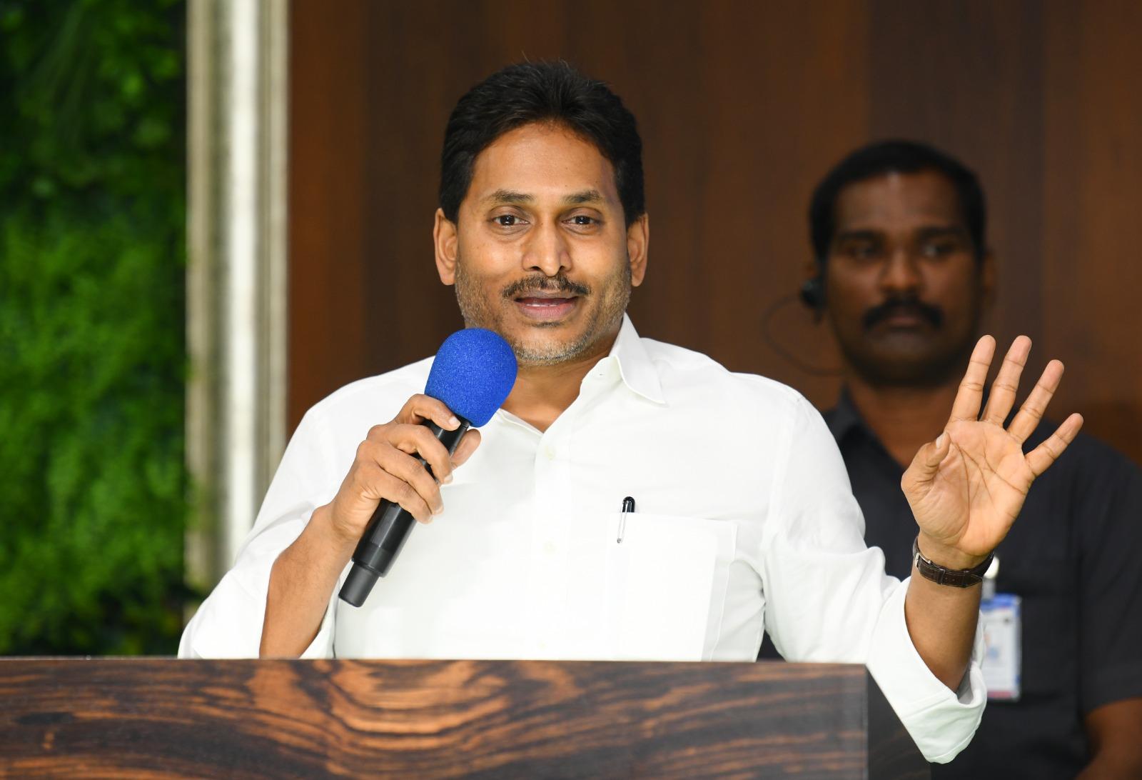 People of Andhra Pradesh vexed with coalition government: Jagan
