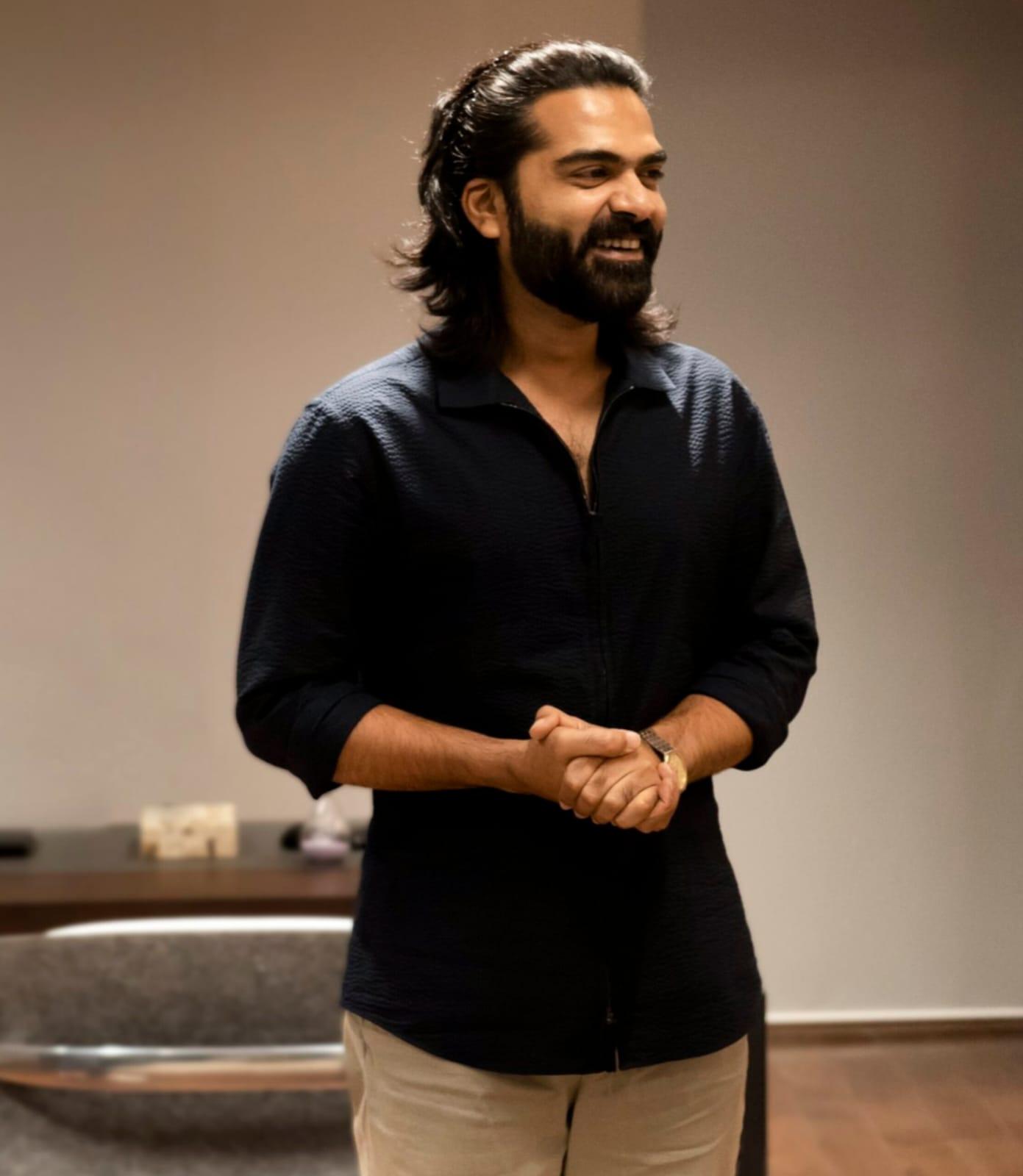 Shooting for Vetrimaran's film with Simbu to begin in August second week?