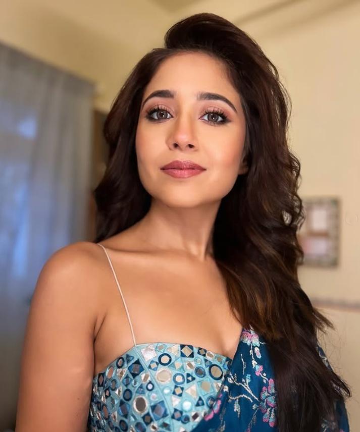 Shweta Tripathi finds fashion inspiration in mother-in-law’s saree