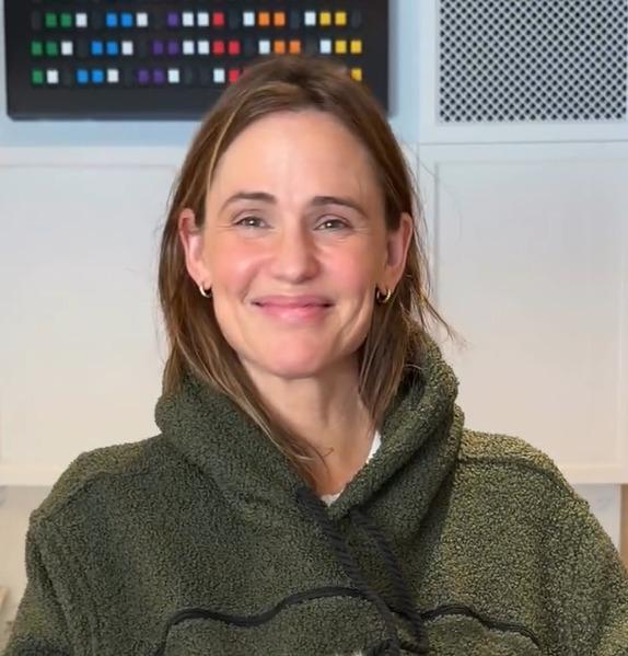 Jennifer Garner talks about realities of co-parenting with Ben Affleck