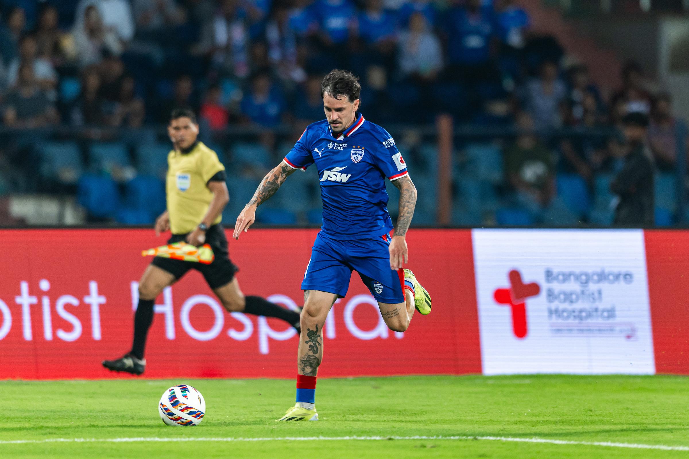 ISL 2025-26: Effiong Nsungusi’s brace helps Punjab FC beat Bengaluru FC 2-0 at home