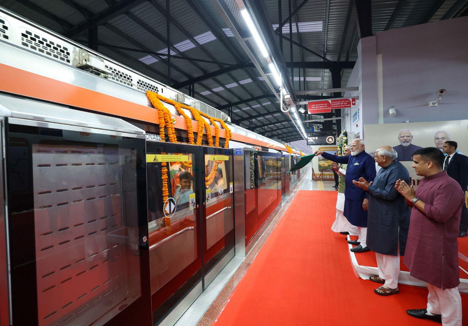 Gujarat orders 34 new metro train sets for Ahmedabad Phase-2 and Surat projects