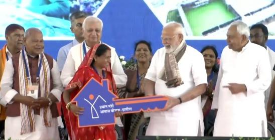 PM Modi inaugurates projects worth Rs 12,992 crore in Bihar