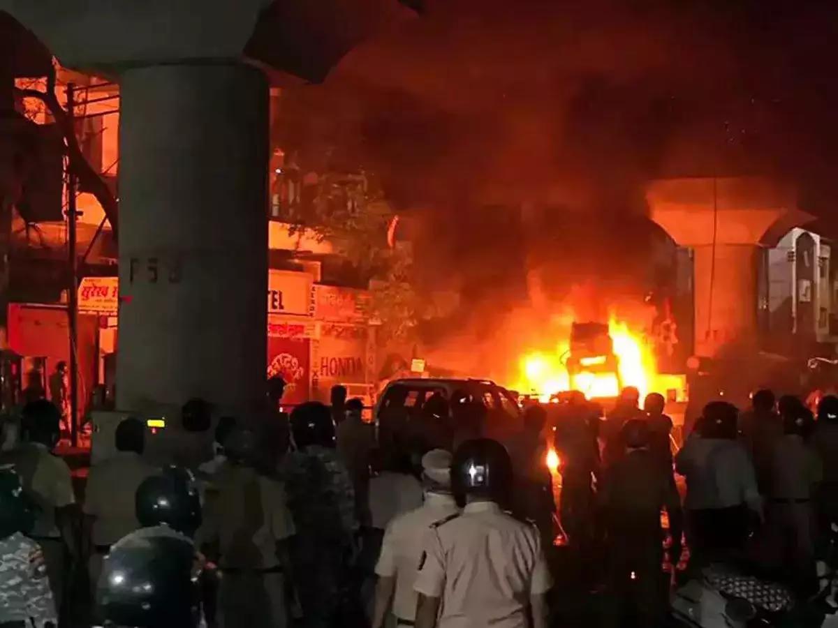 Curfew continues in Nagpur