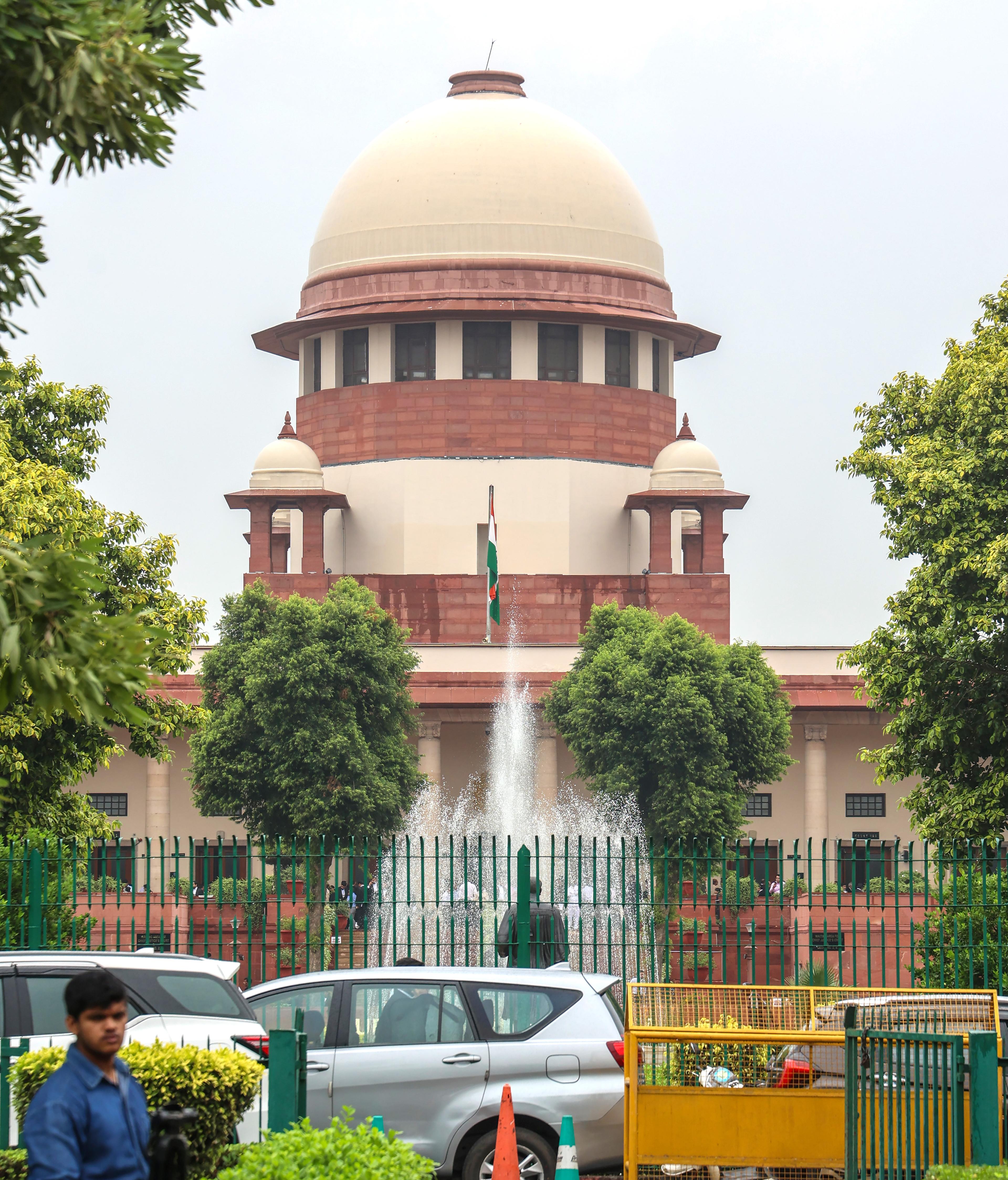 SC issues notice on Kerala govt's plea to defer SIR
