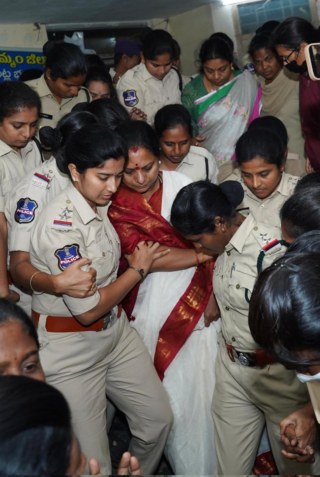 Kavitha continues indefinite fast after police shifts her to Hyderabad