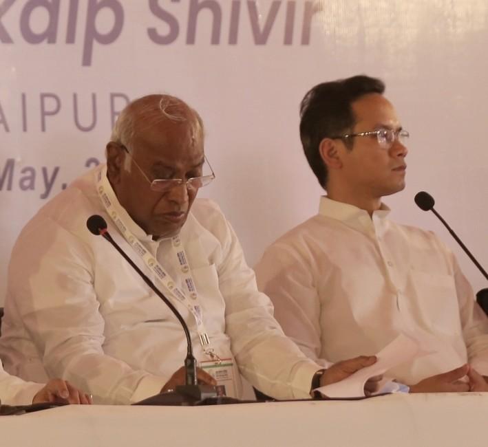 Centre knows reason, should explain what changed: Cong on Jagdeep Dhankhar's resignation