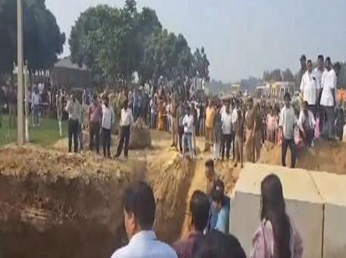 Kasganj Soil collaspe