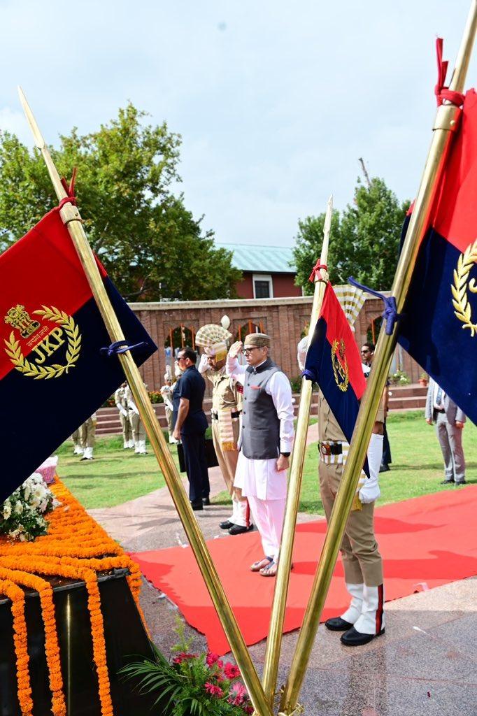 At I-Day parade in Srinagar, CM Omar Abdullah pitches for statehood restoration