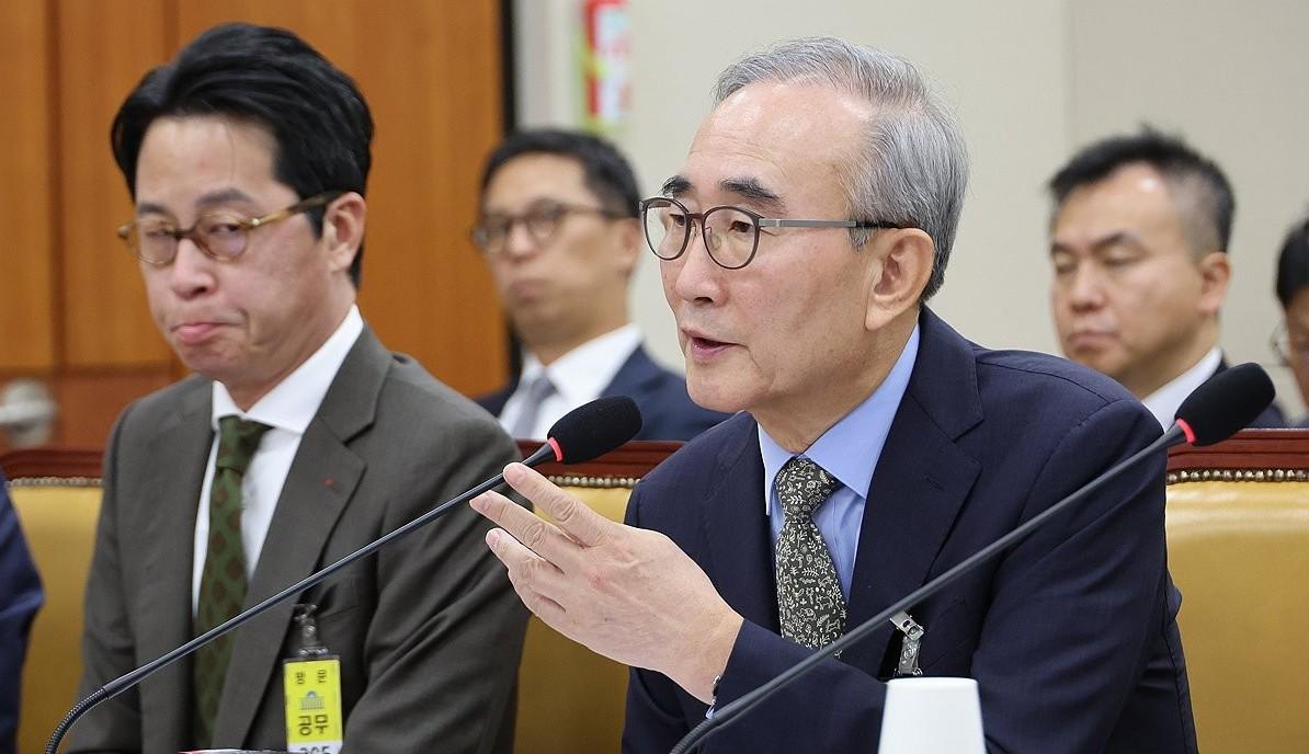 KT admits poor management of micro base stations used in illegal payment breaches