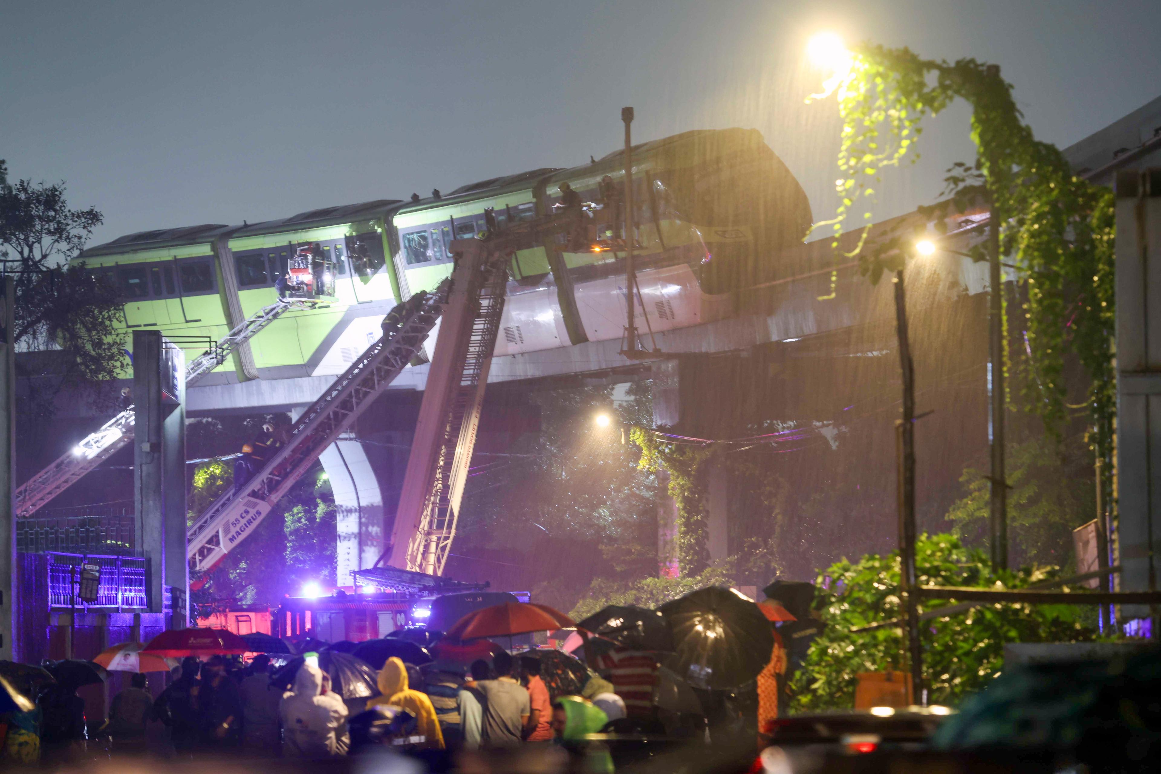 MMRDA releases short, long term measures to ensure passenger safety